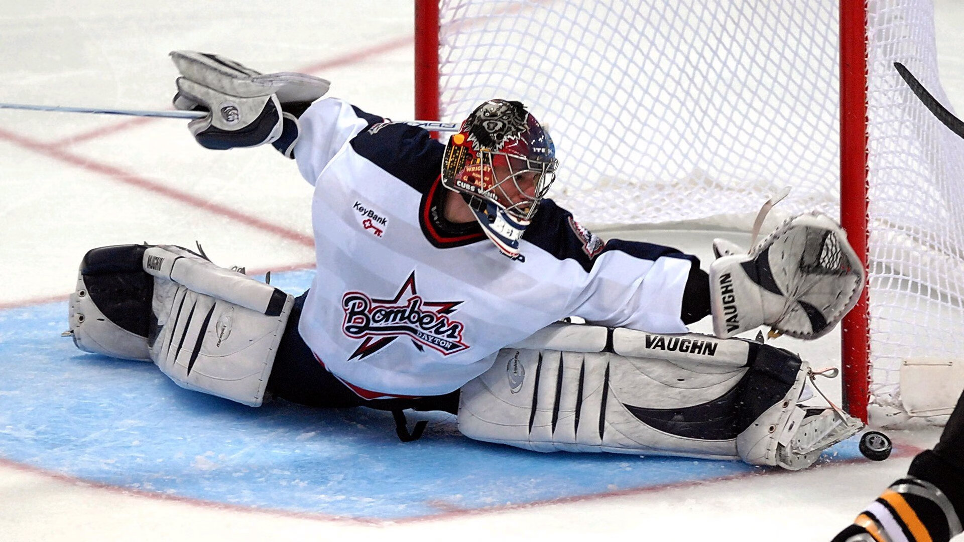 当F1赛道驶入CBA赛场，辽宁逆转湖人背后的冠军方程式