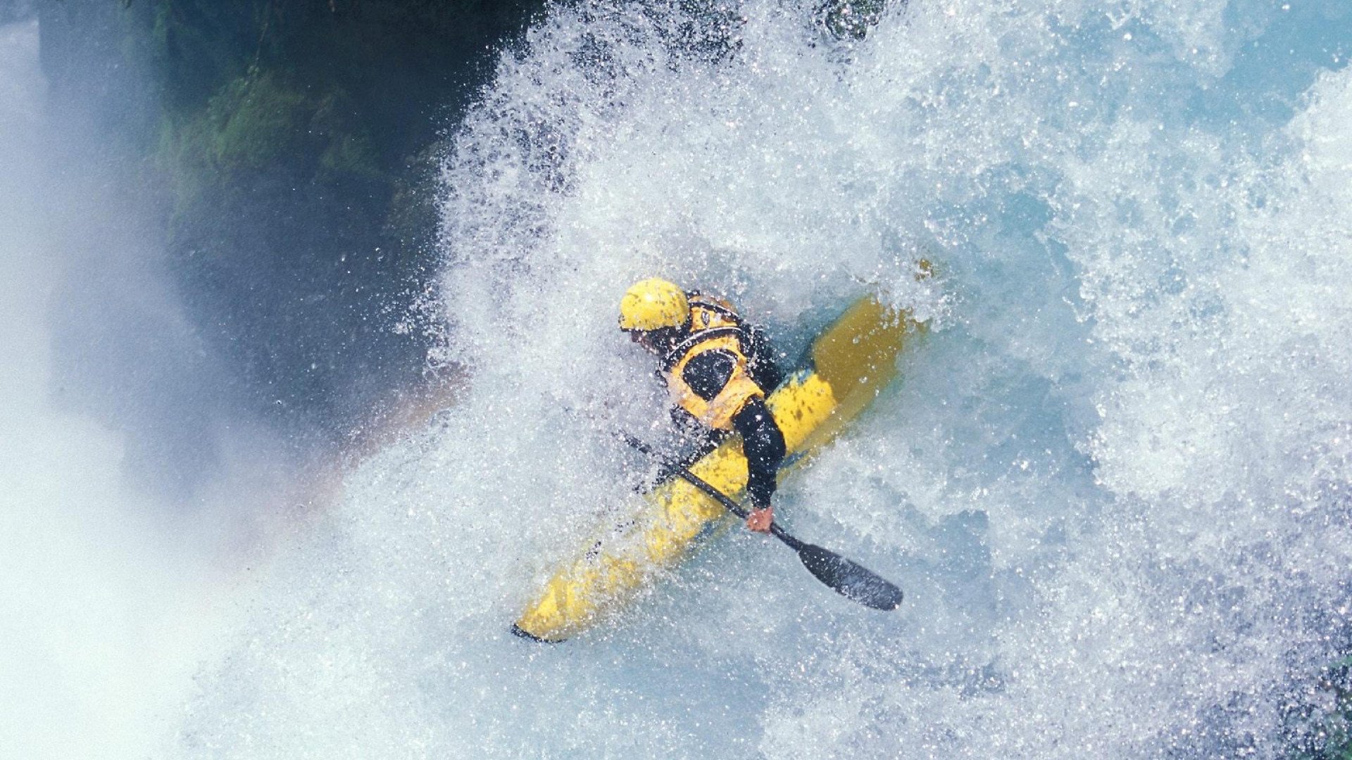 年度焦点之战之夜，浓眉关键时刻站出来，一柱擎天定乾坤